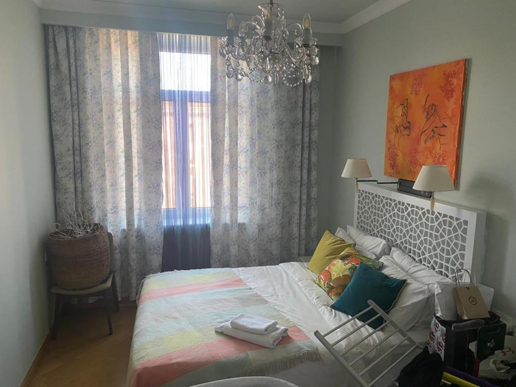 Spacious Modern 2 Bedrooms Apartment In Central 耶烈万 外观 照片